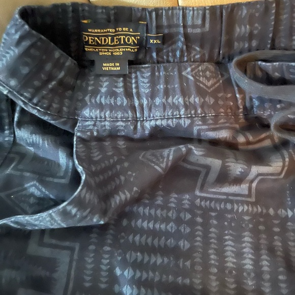 Pendleton Other - Pendleton Charcoal Geometric Shirt XXL